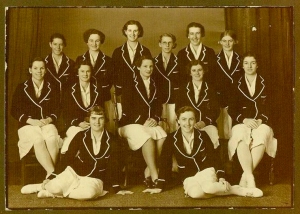 The 1938 White Ferns squad that toured to Sydney. L-R; I Johns, J Holmes, P Taylor, P Blackler, M Hollis, M Corby; Seated; B Ingram, I Pickering (C), D Simons (M), R Martin (VC), J Fowler; Front; D Hatcher, M Thomas.